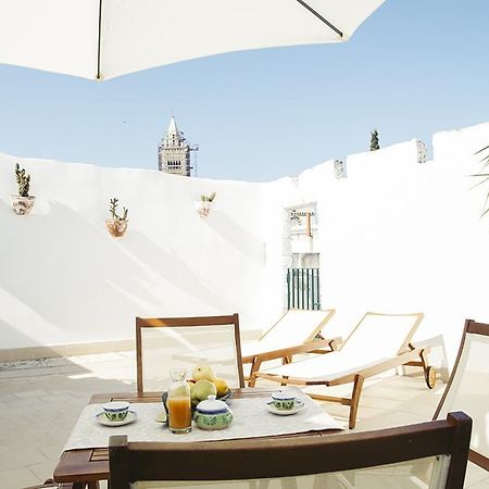Palazzo Bianchi Domus Holidays Trani Zewnętrze zdjęcie
